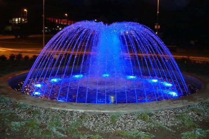 Illuminated fountain